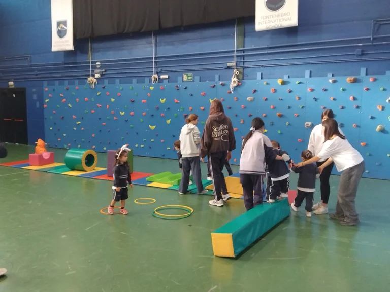 Acrobática